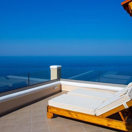 The Life Suites Limniónas Екстериор снимка