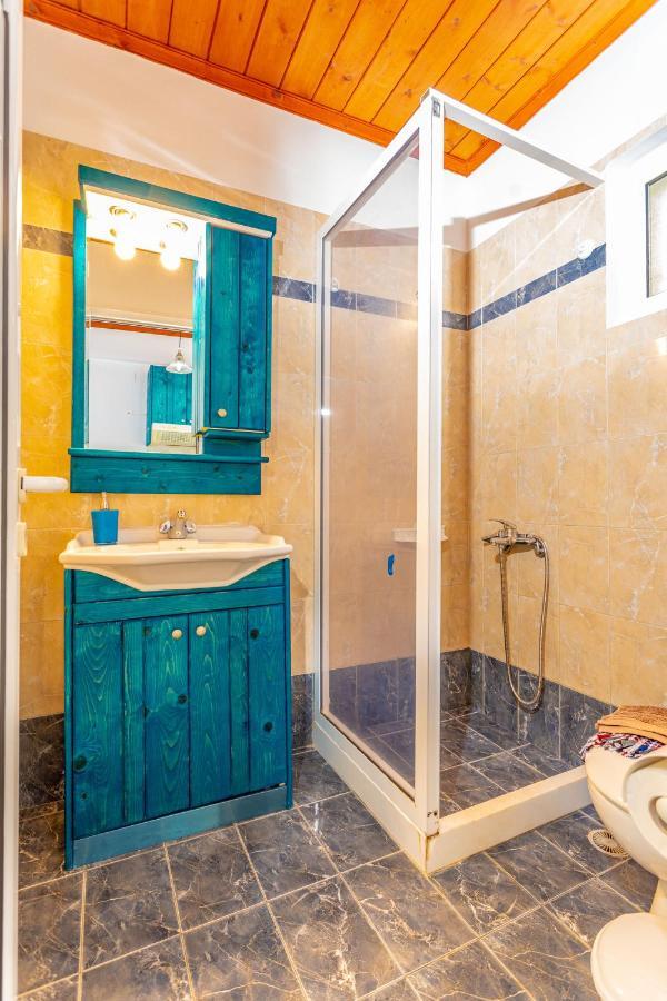 The Life Suites Limniónas Екстериор снимка