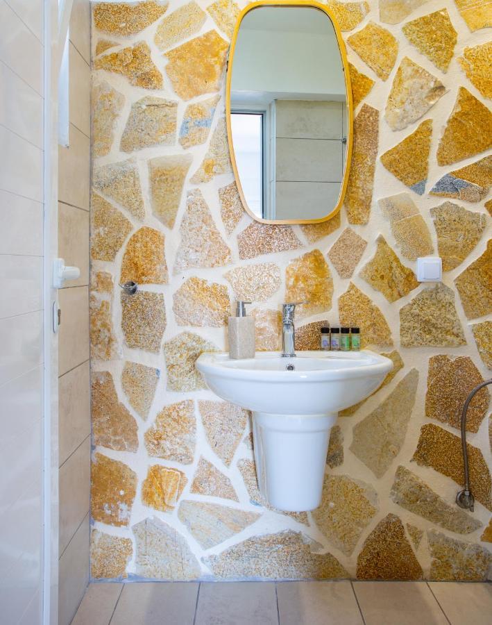 The Life Suites Limniónas Екстериор снимка