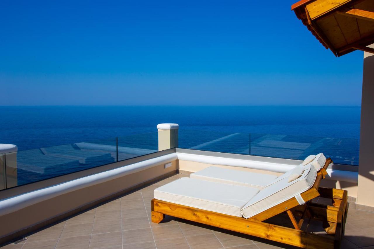 The Life Suites Limniónas Екстериор снимка