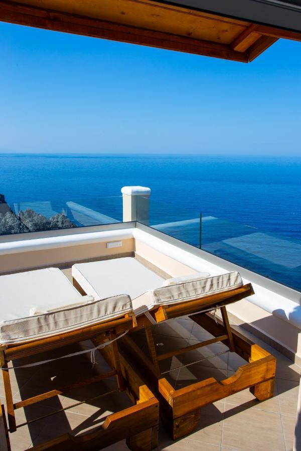 The Life Suites Limniónas Екстериор снимка