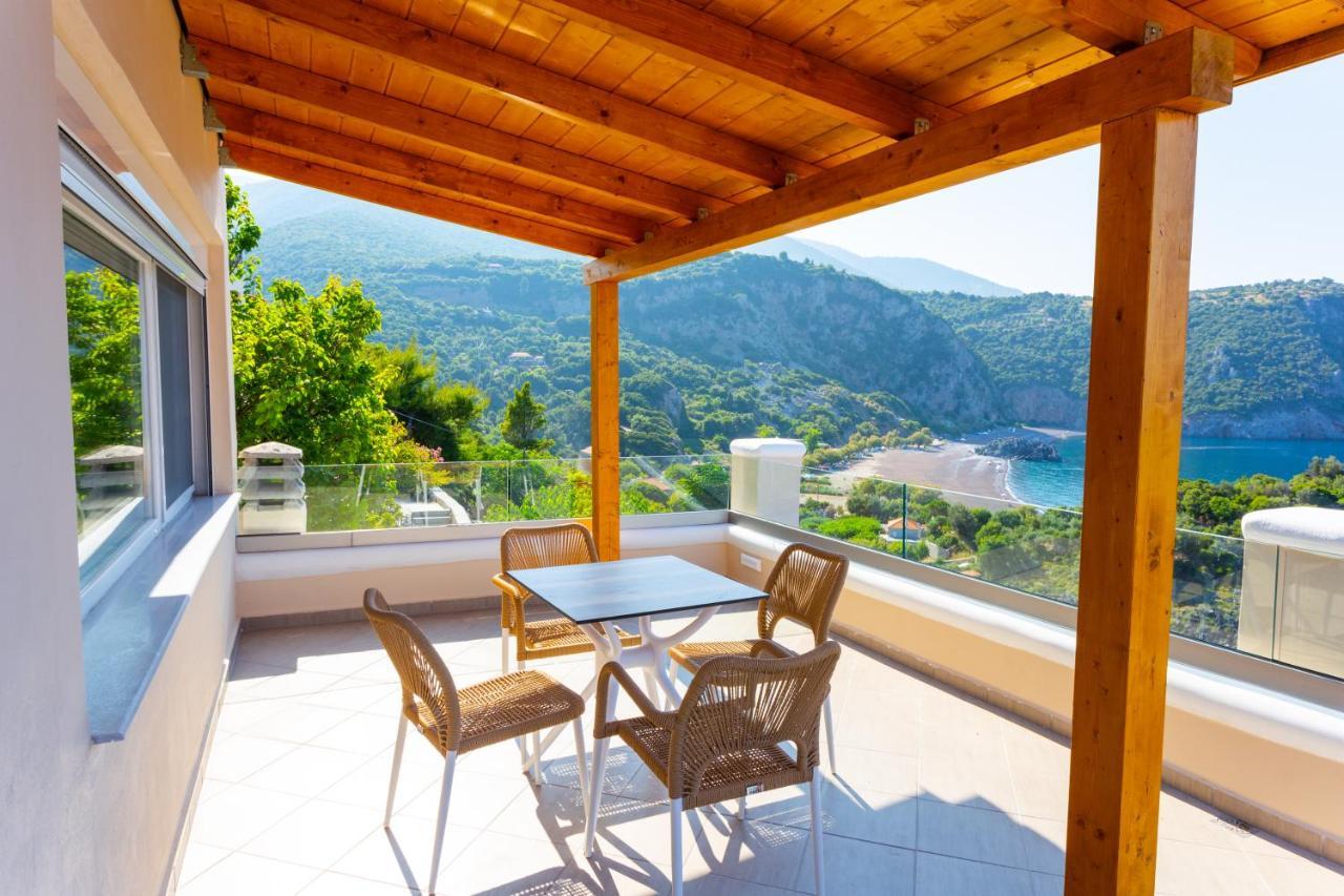 The Life Suites Limniónas Екстериор снимка