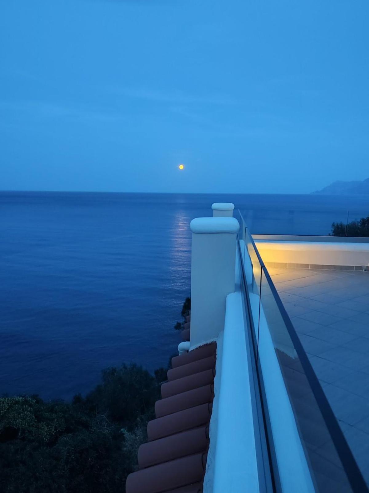 The Life Suites Limniónas Екстериор снимка